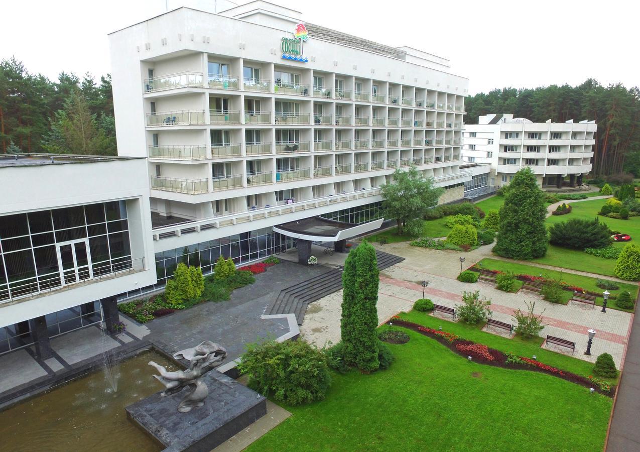 Sanatorii Sosny at Naroch Lake Hotell Gatovichi Exteriör bild