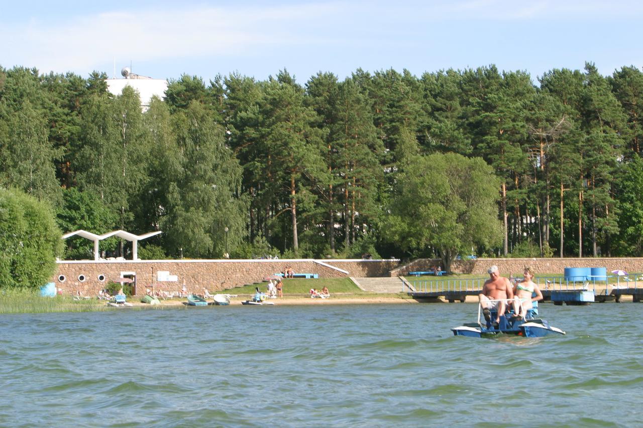 Sanatorii Sosny at Naroch Lake Hotell Gatovichi Exteriör bild